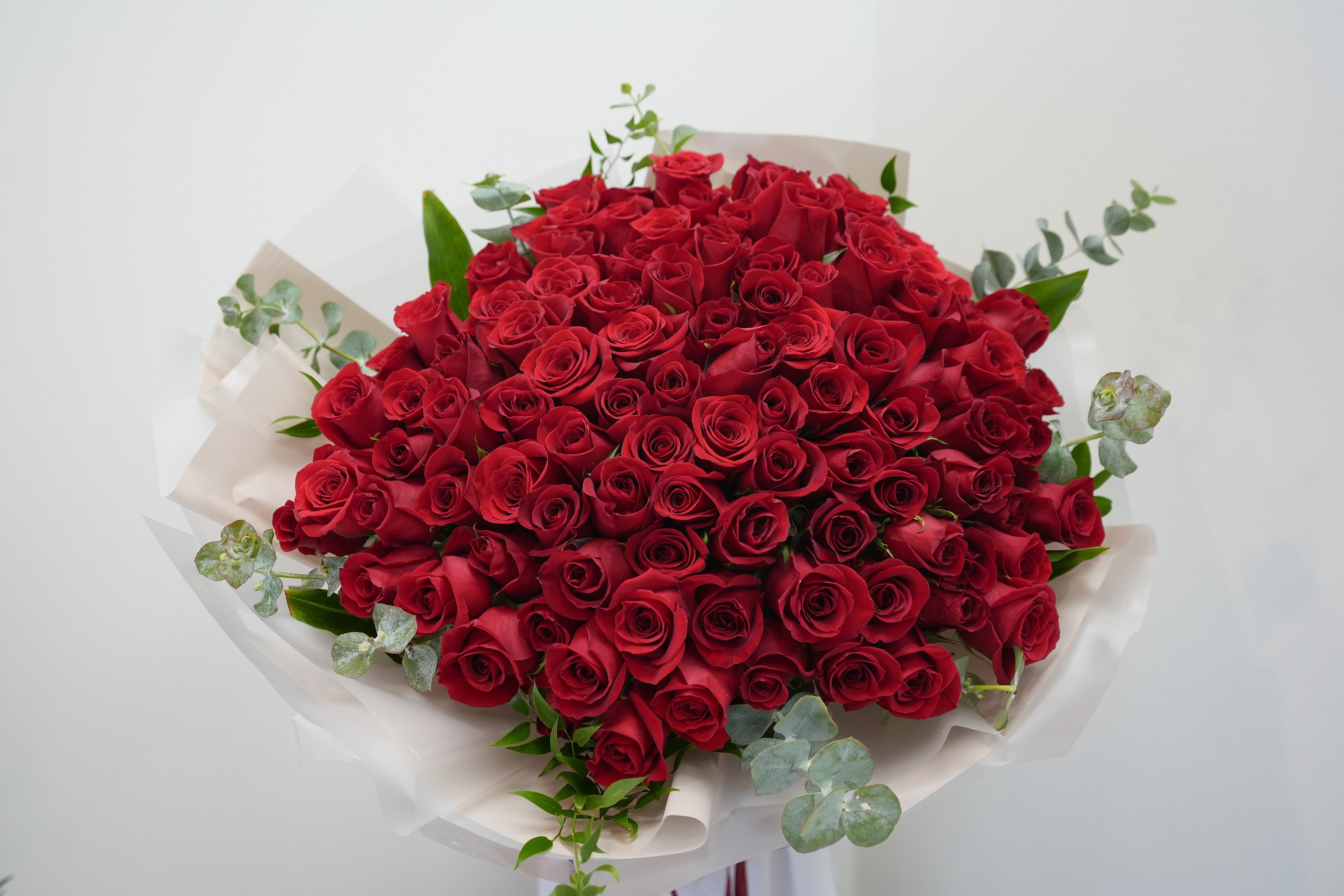100  Red Roses Bouquet