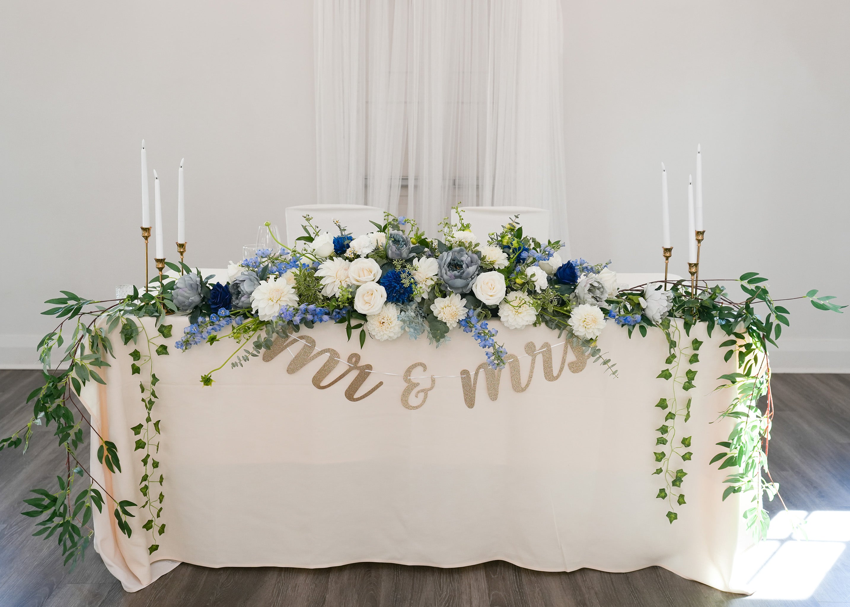 Blue Head Table Centerpiece