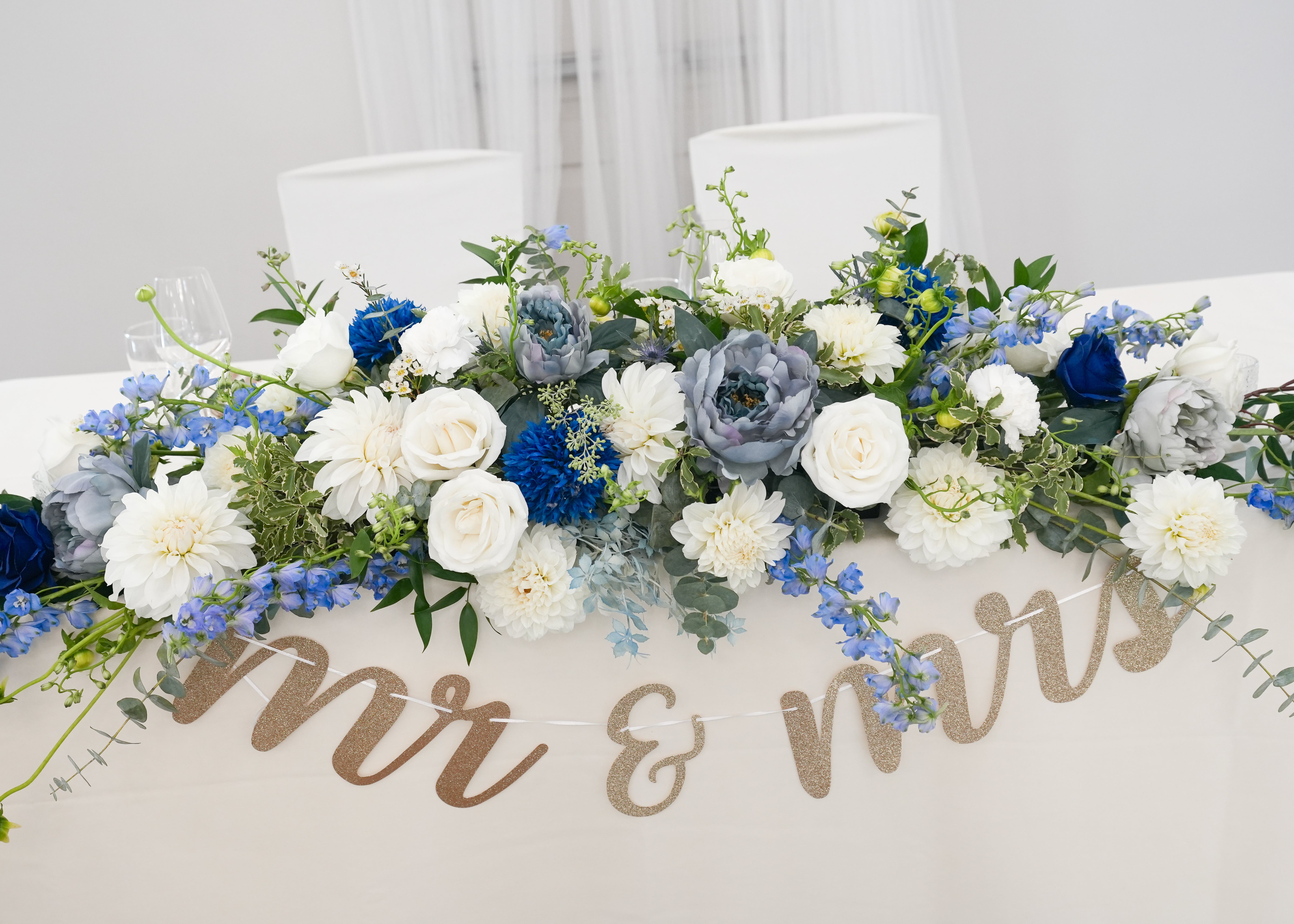 Blue Head Table Centerpiece