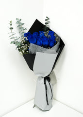 12 Blue Roses