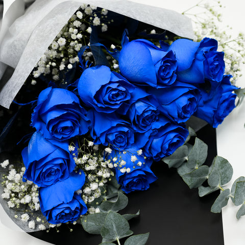 12 Blue Roses