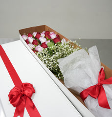 24 Lavender & Red Rose Box
