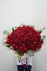 100  Red Roses Bouquet