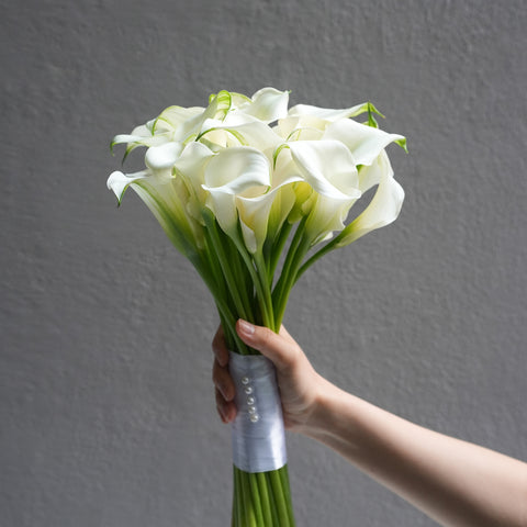 Round Small Calla Lily Bouquet