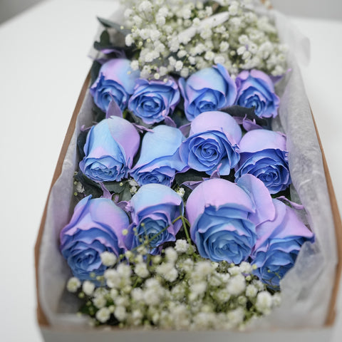 12 Blue and Pink Rose Box