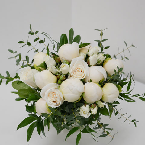 Peony & rosy bouquet (Seasonal)