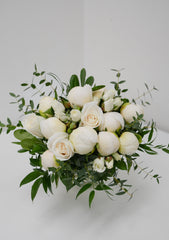 Peony & rosy bouquet (Seasonal)