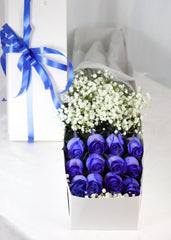 12 Blue Rose Box