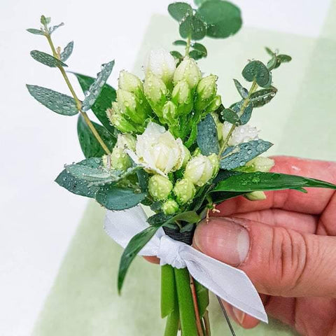 Boutonniere - Green & Natural