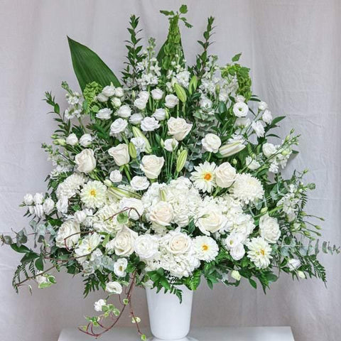 Fond Reflections Arrangement