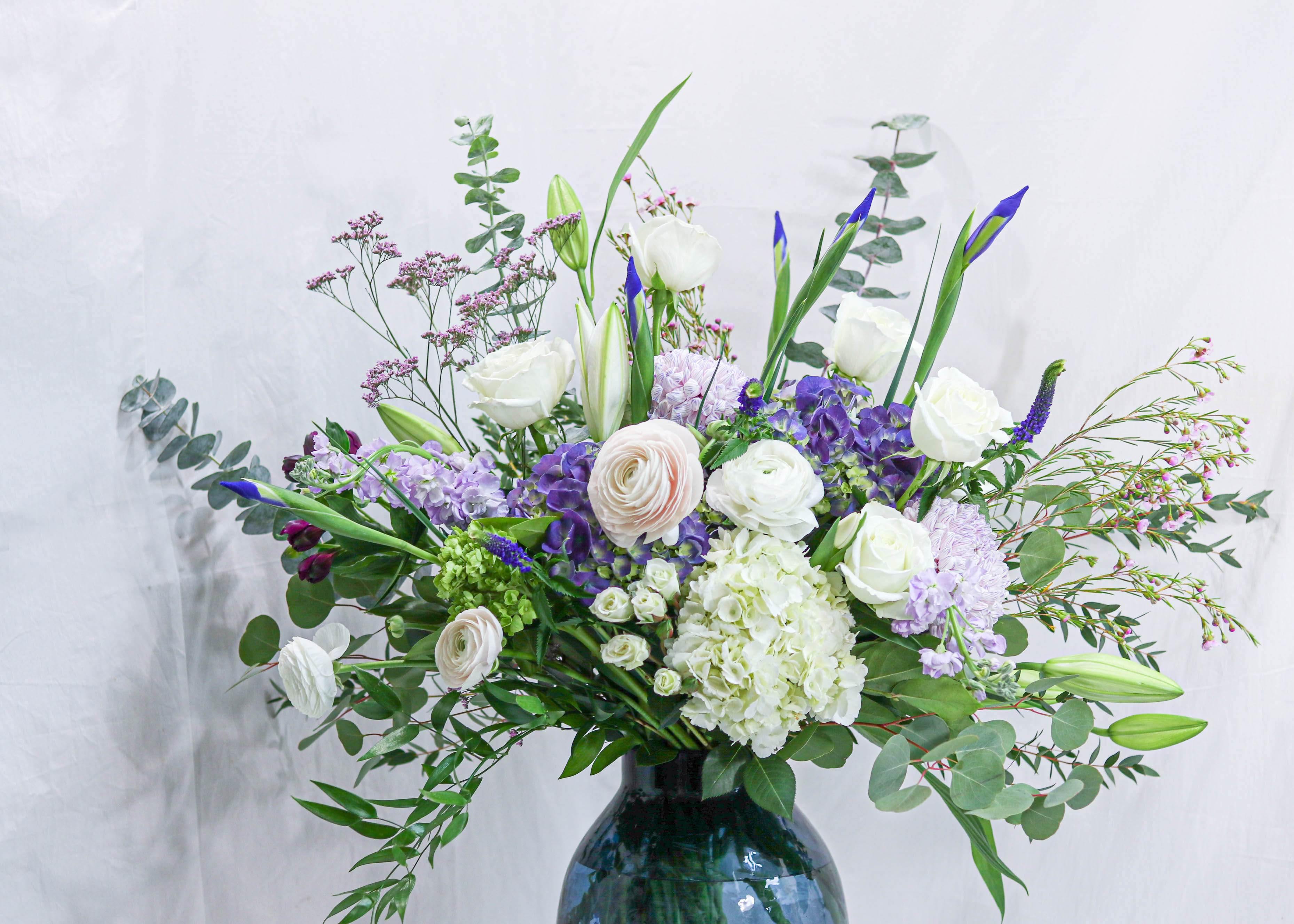 Luxury Blooming Bouquet - Toronto Flower Gallery