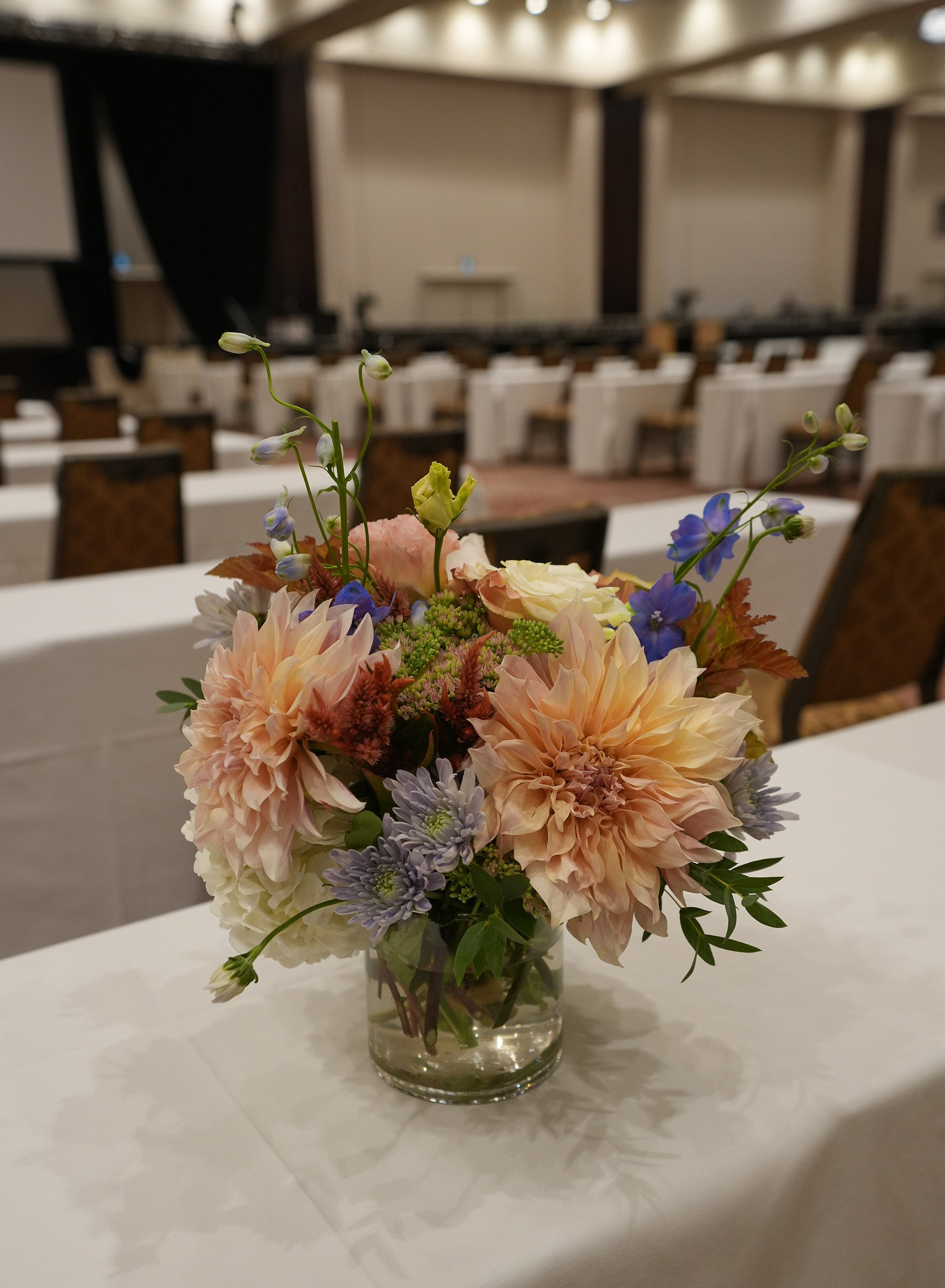 Golden Horizon Centerpiece