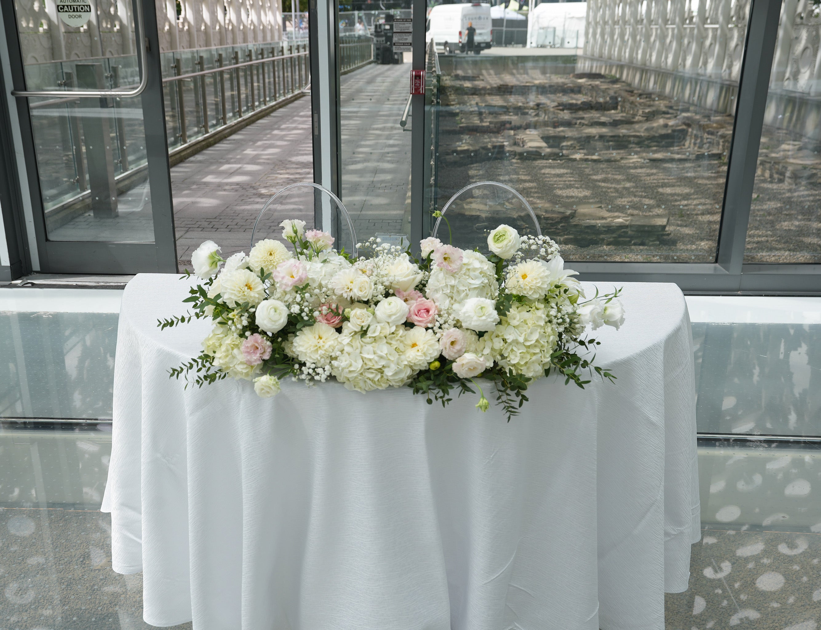 Dreamy Duet Wedding Centerpiece