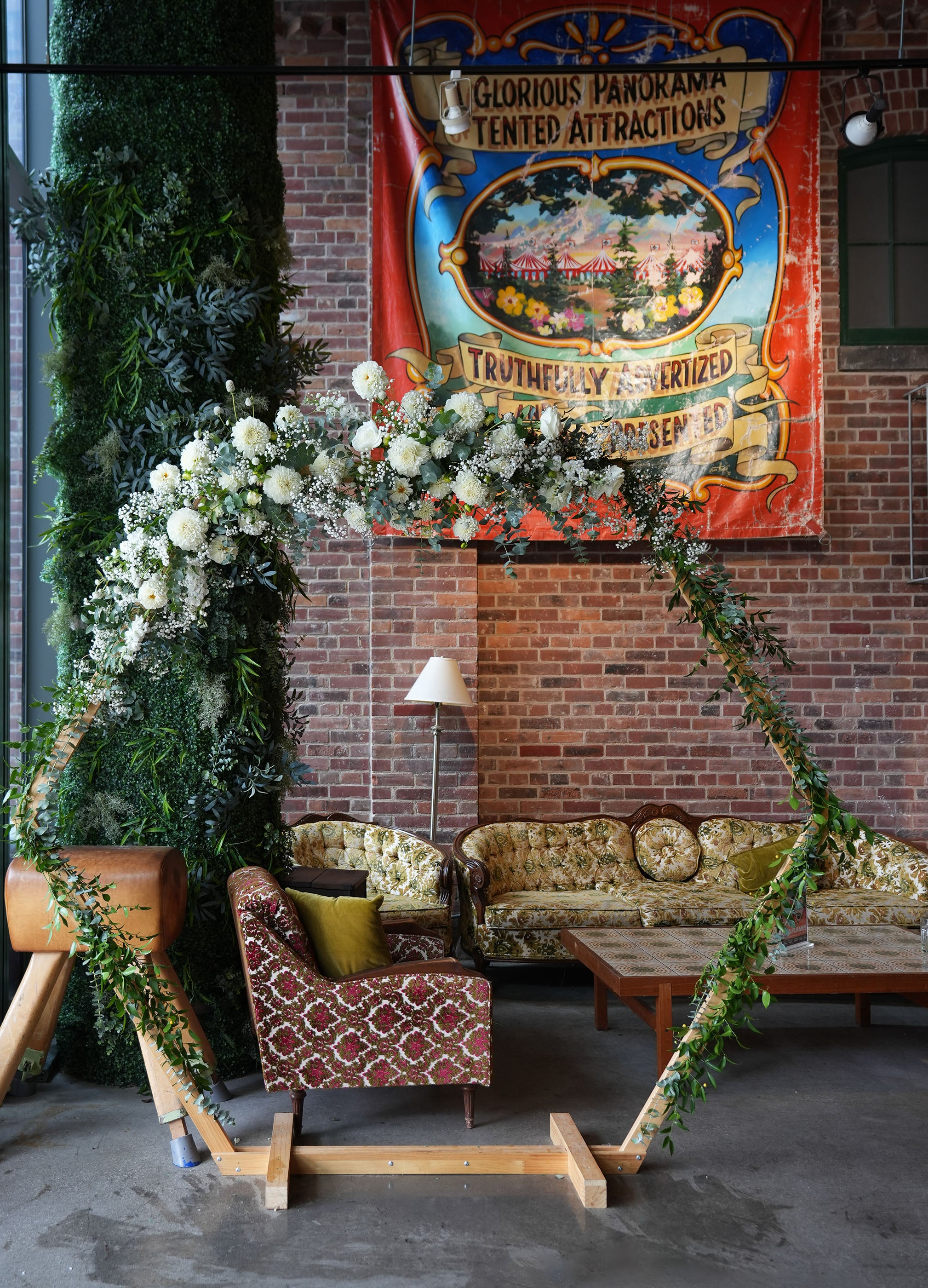 Bloom Arch