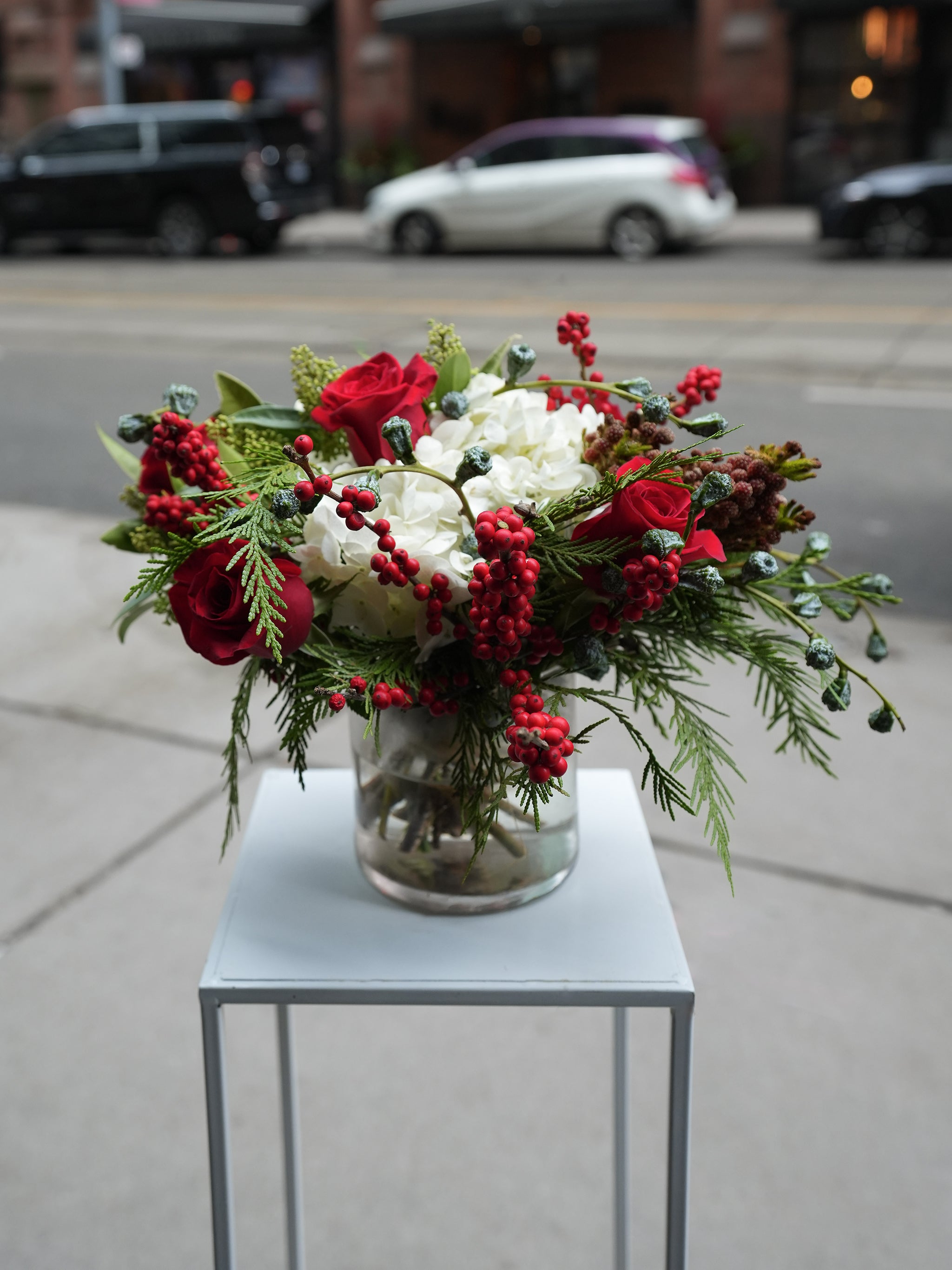 Holiday Cheer Arrangement