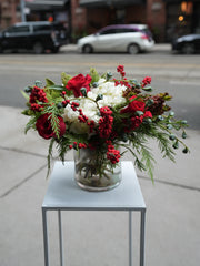 Holiday Cheer Arrangement