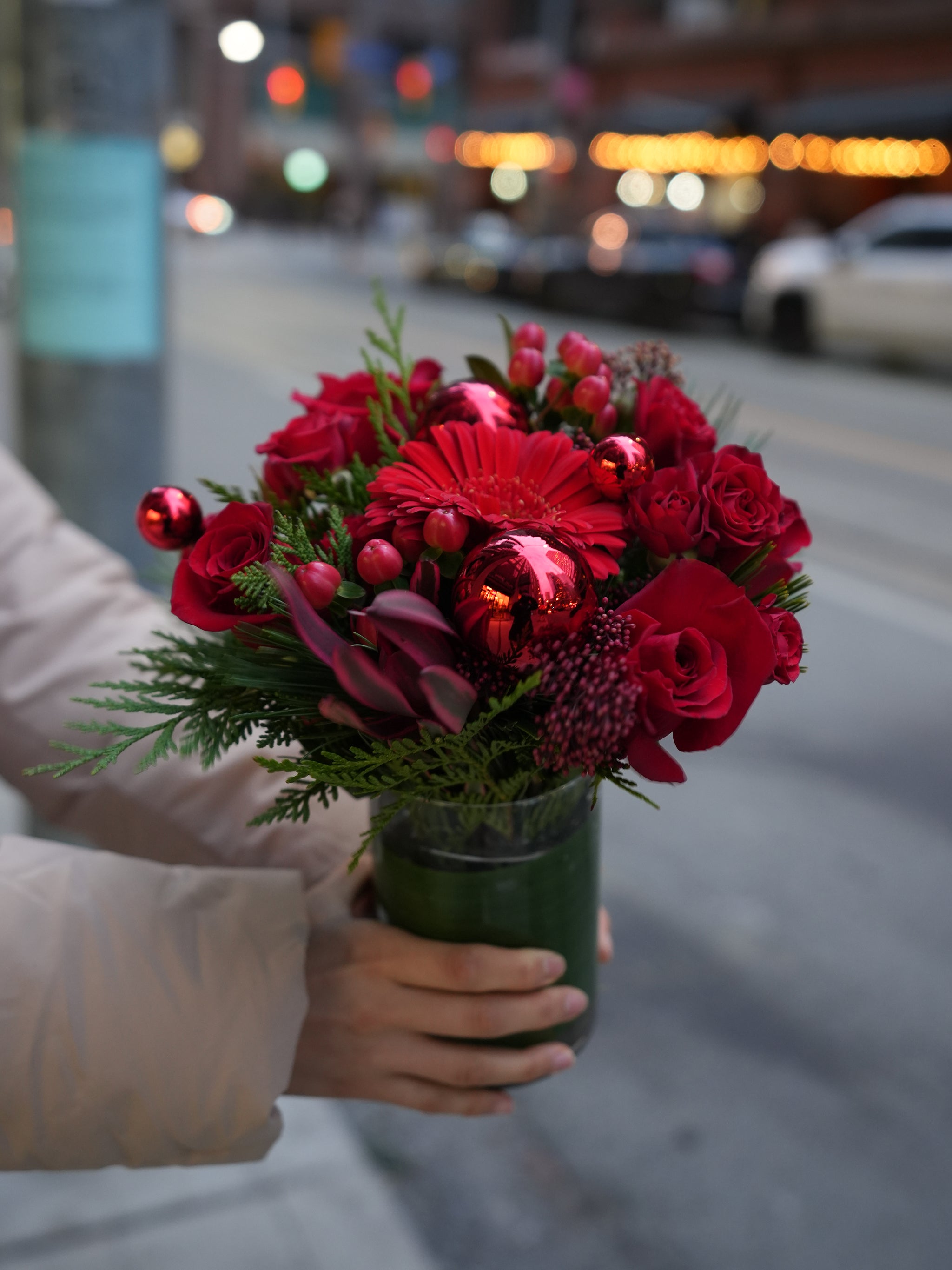 Jolly Christmas Blooms