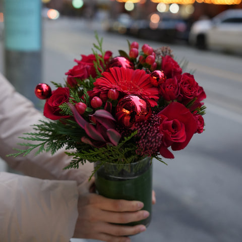 Jolly Christmas Blooms