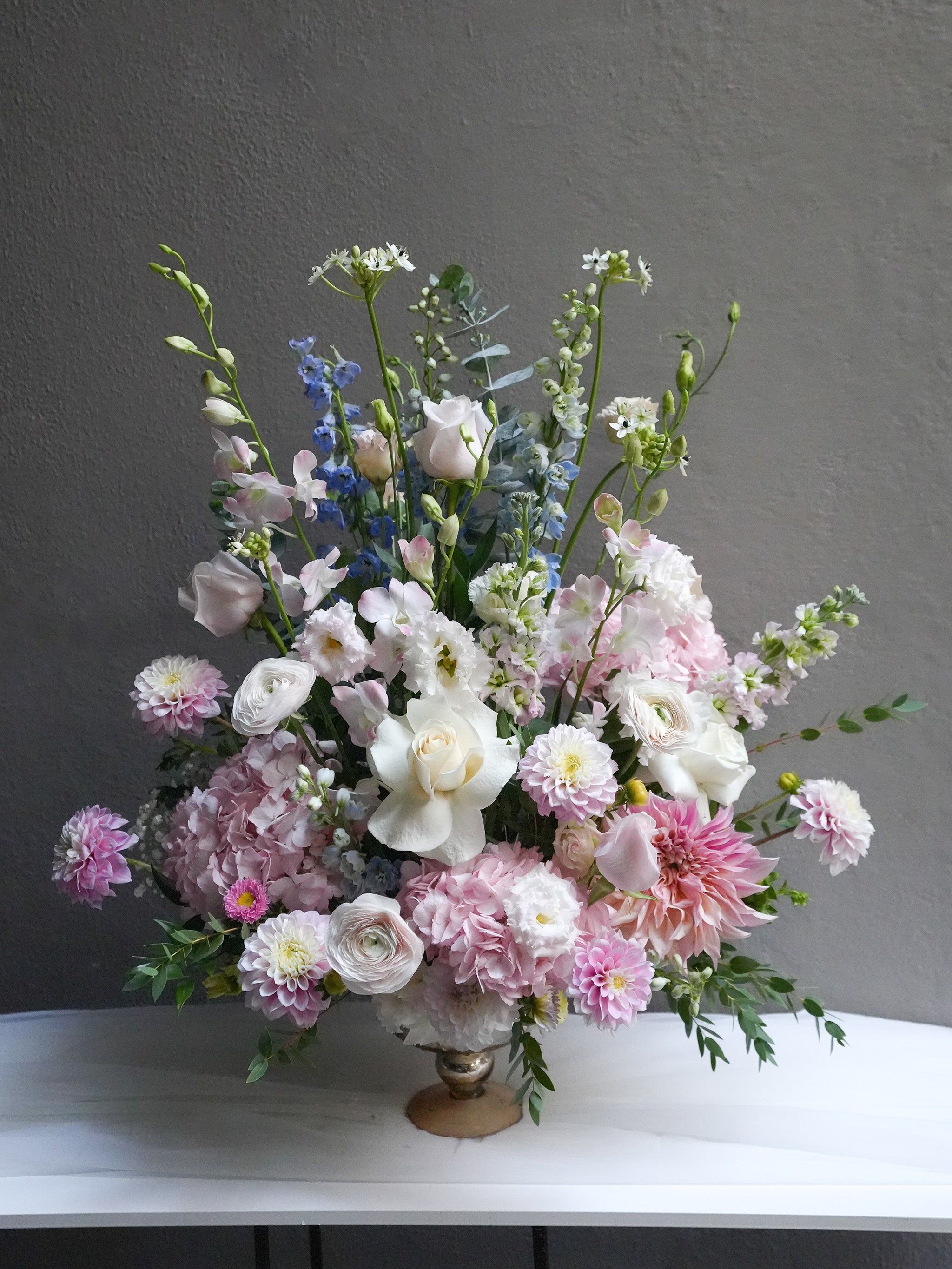 Dreamy Petals Centerpiece