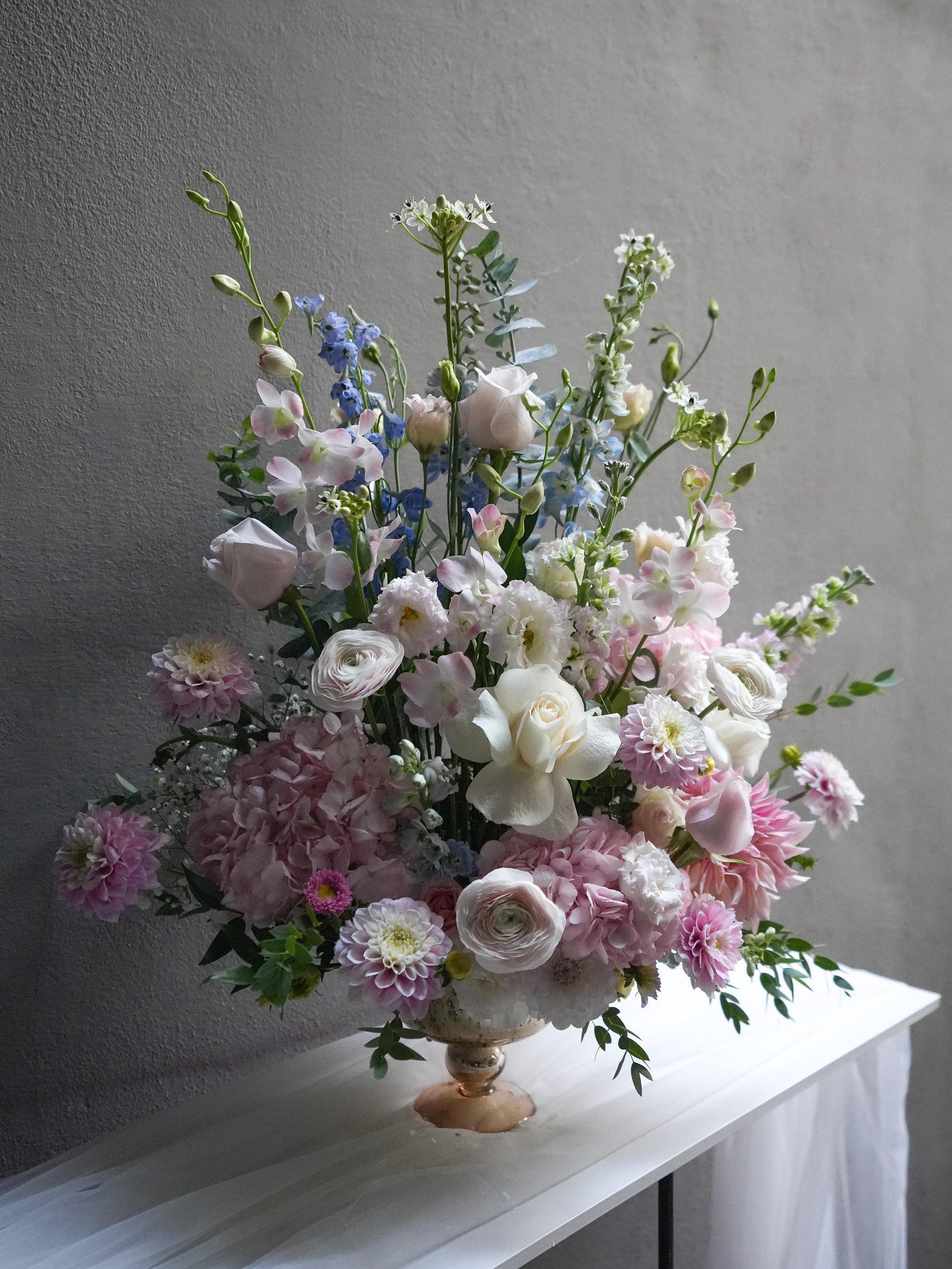 Dreamy Petals Centerpiece