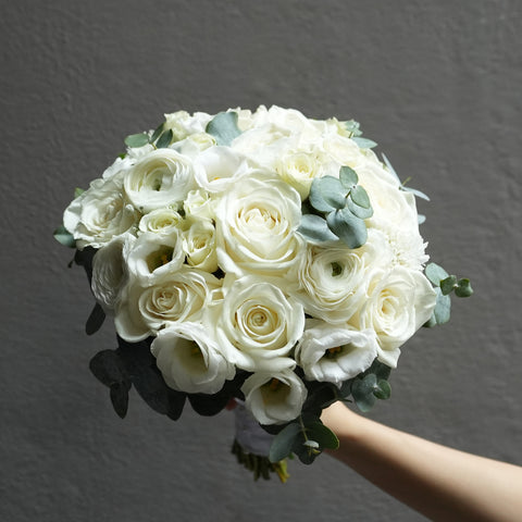 Luxurious White Bouquet