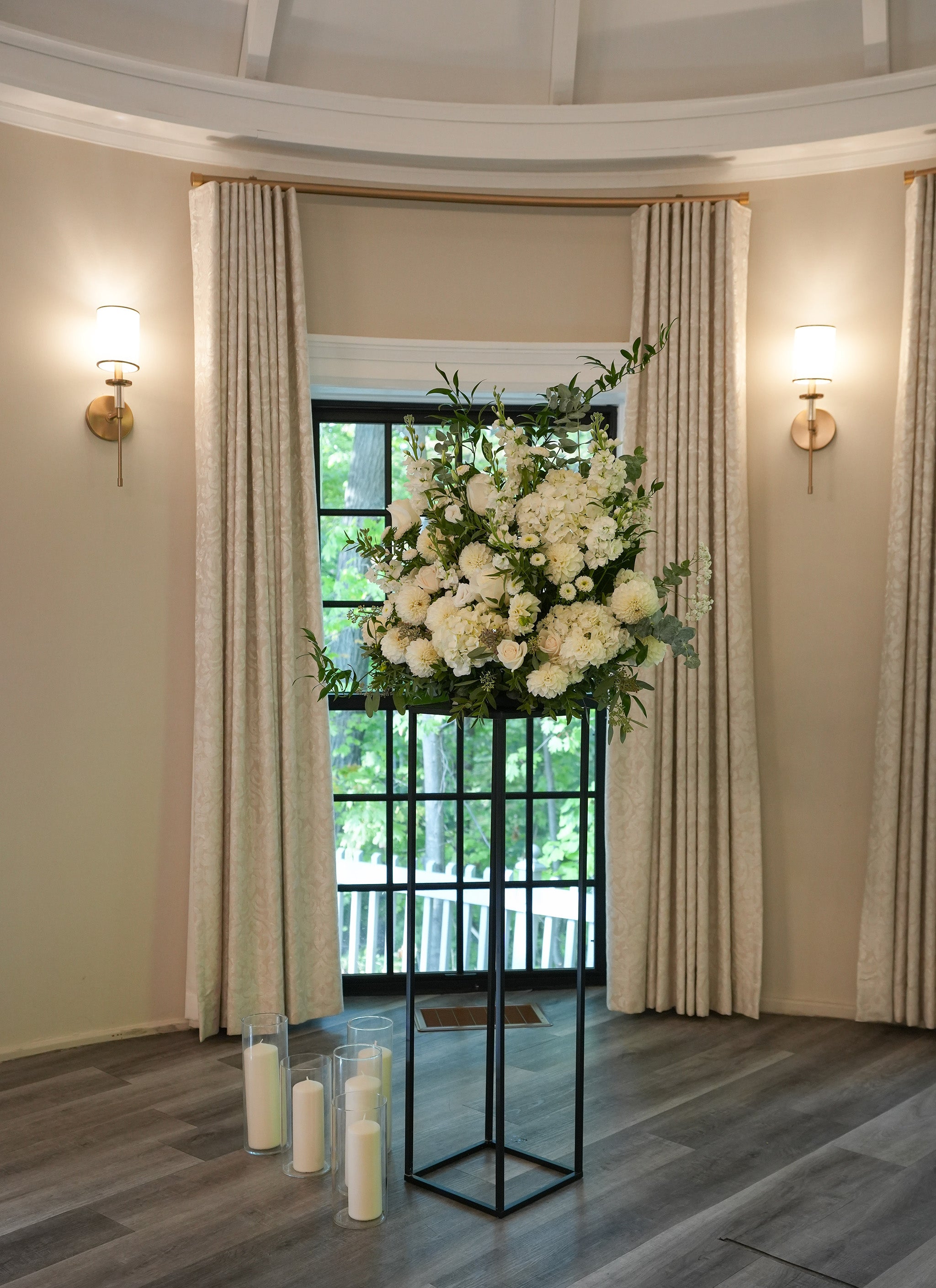 Pearl Serenity Centerpiece