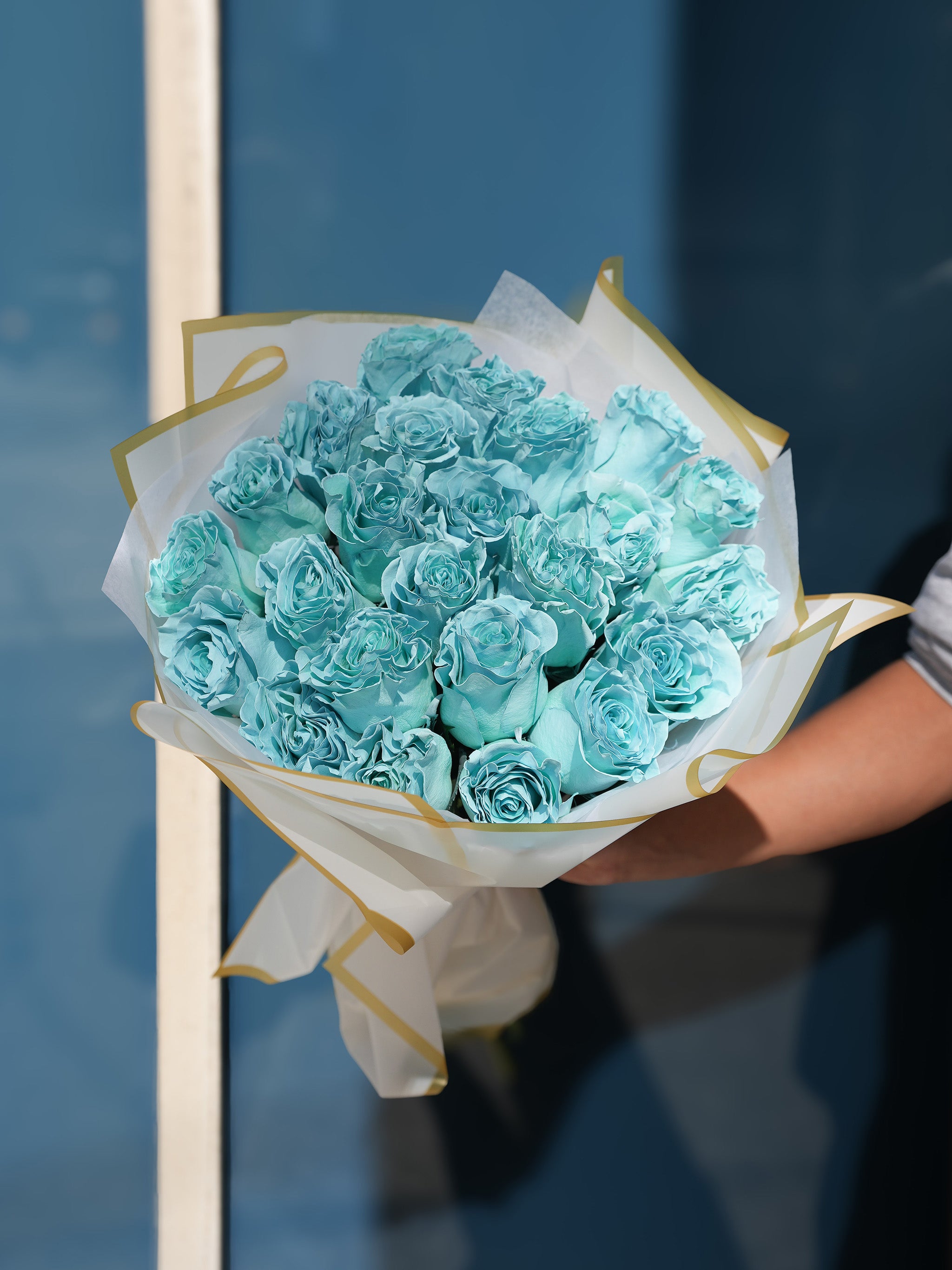 Emerald Blue Dyed Rose Bouquet