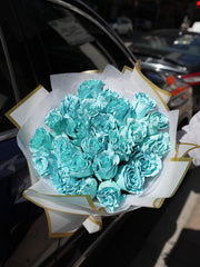 Emerald Blue Dyed Rose Bouquet