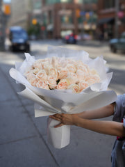 Peach Garden Rose Bouquet