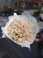 Peach Garden Rose Bouquet