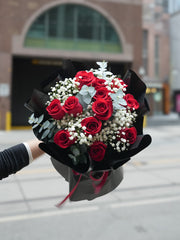 Premium Red Rose Bouquet - Flower & Plant Free Delivery | Toronto ...