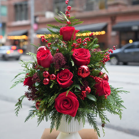Frosted Joy Centerpiece