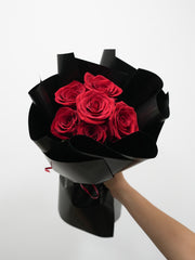 6 Red Roses