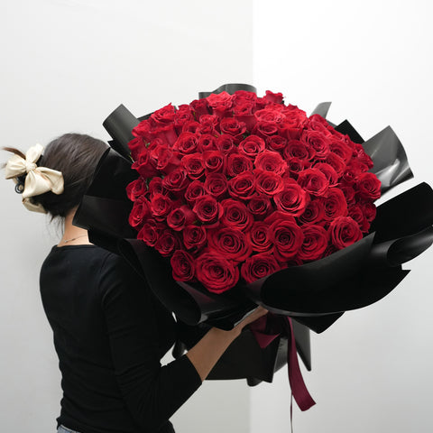100 Simple Red Roses Bouquet