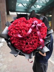 100 Red Roses