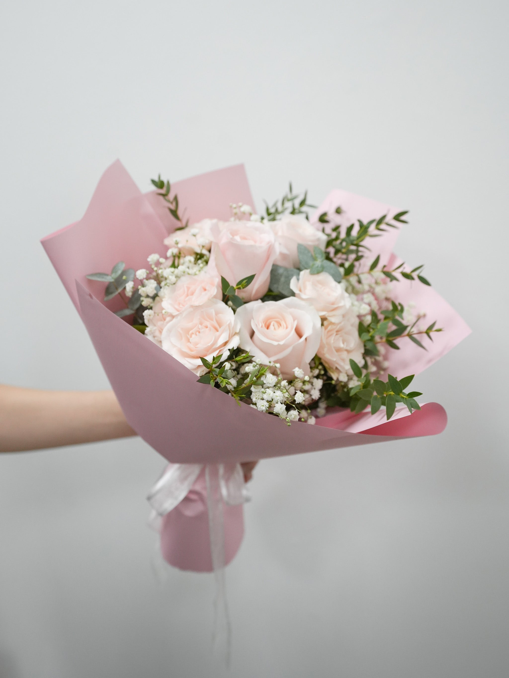 Rose Serenade (White, Pink)