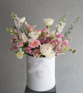 Mix of Floral Colors Round Box