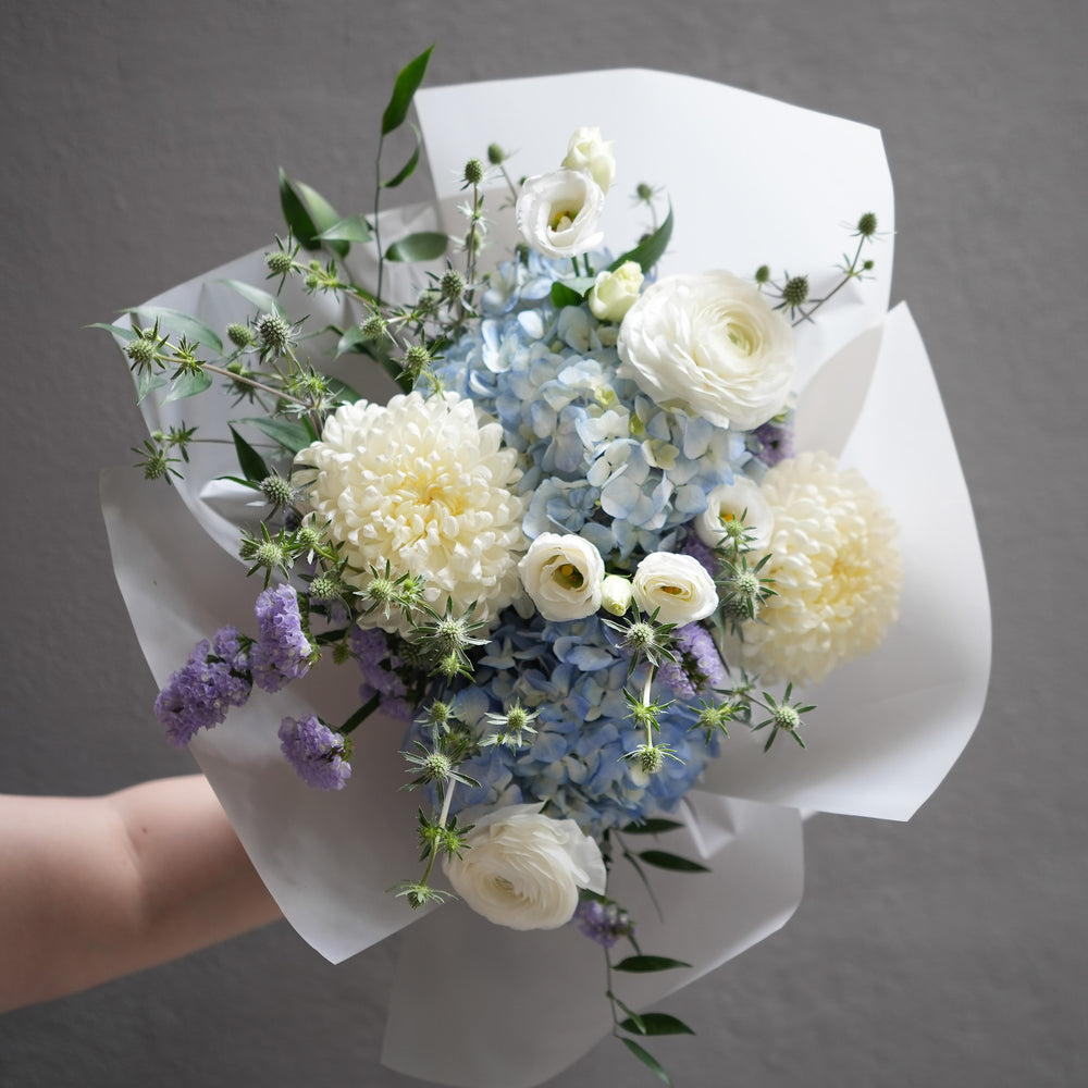 Blue Bloom - Flower & Plant Free Delivery | Toronto Flower Shop