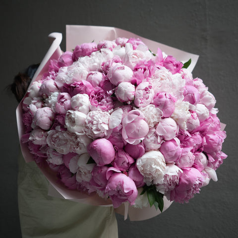 100 Peonies Bouquet