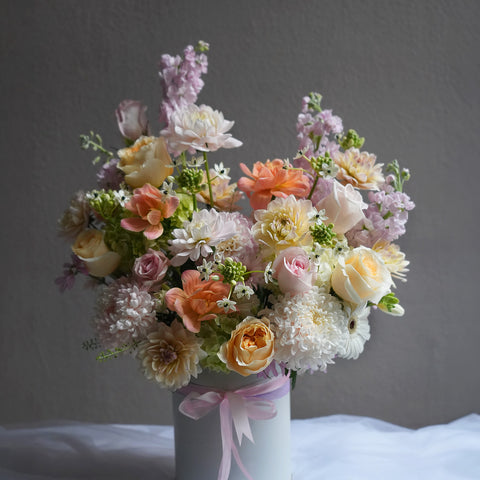 Romantic Bloom Round Box