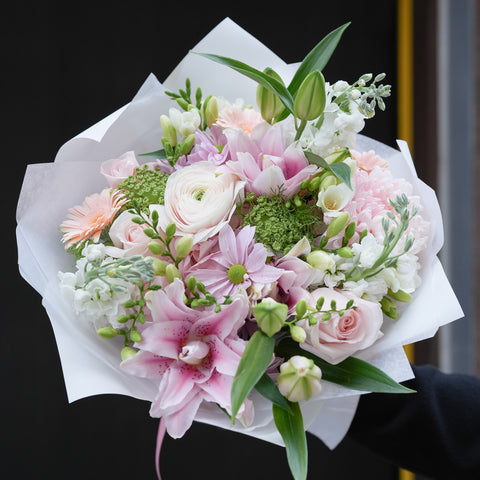 Soft Lily Garden