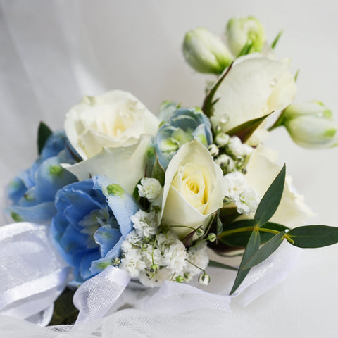 Blue Amour Boutonnieres & Corsage