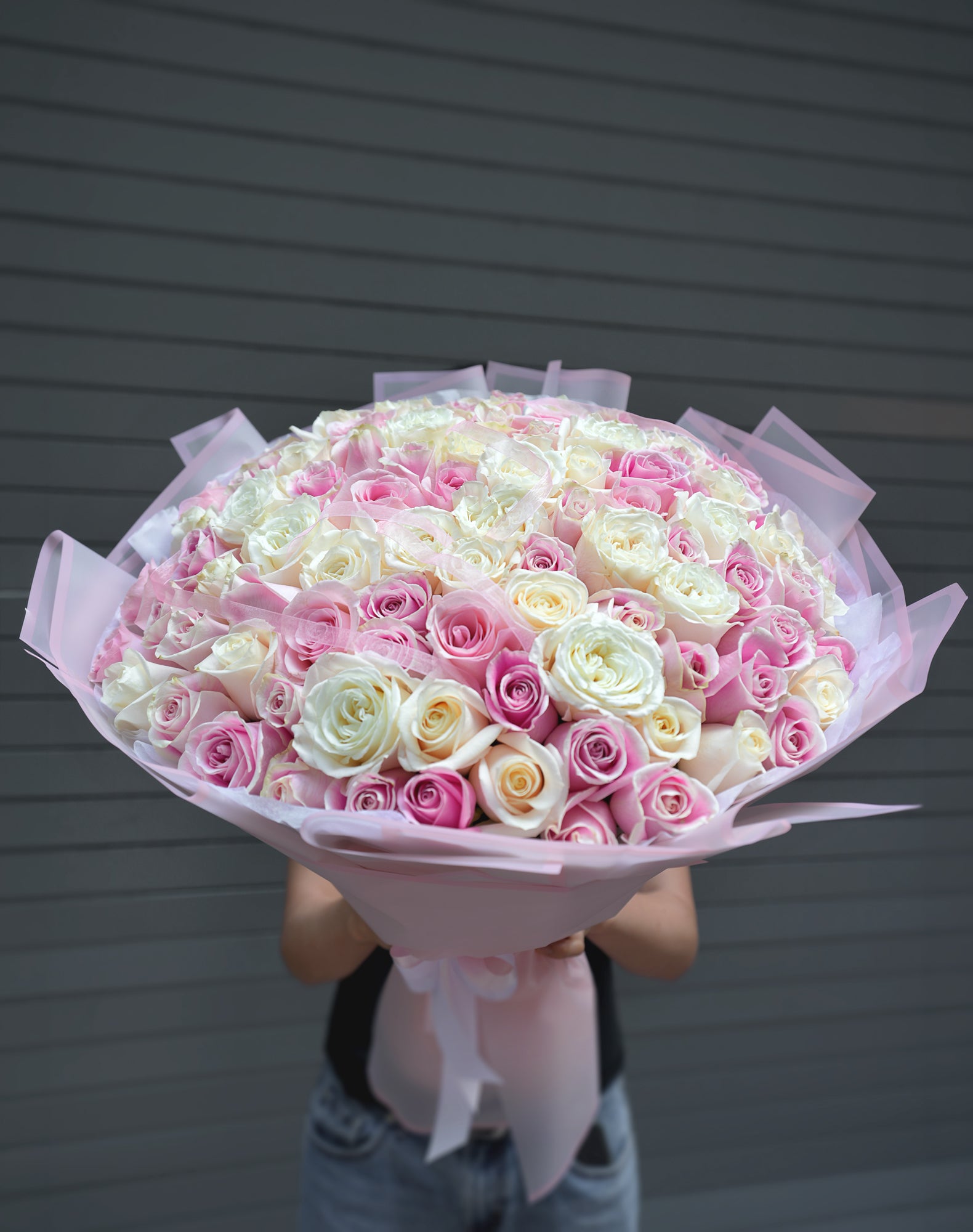 Grand Rose Ceremony