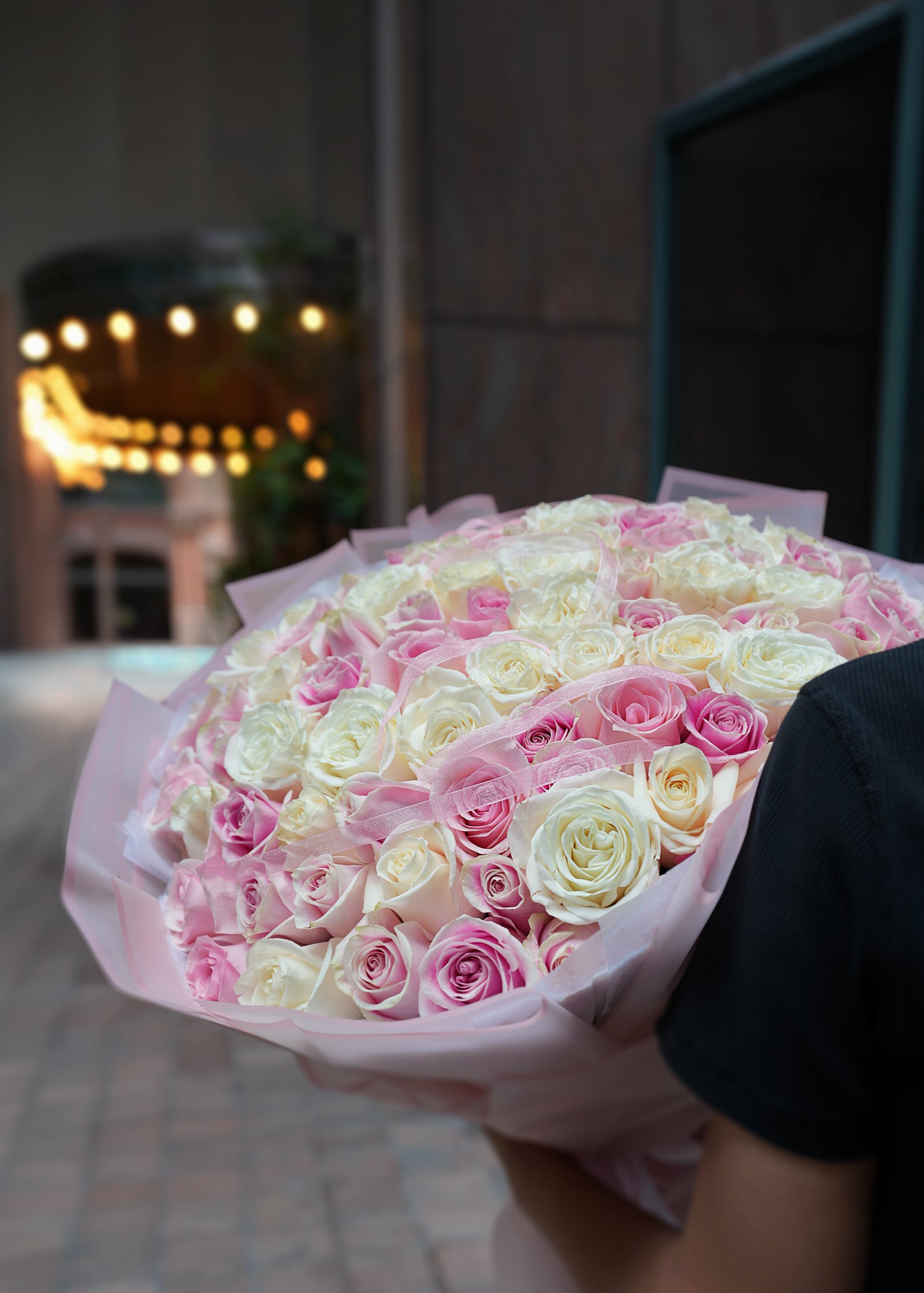 Grand Rose Ceremony