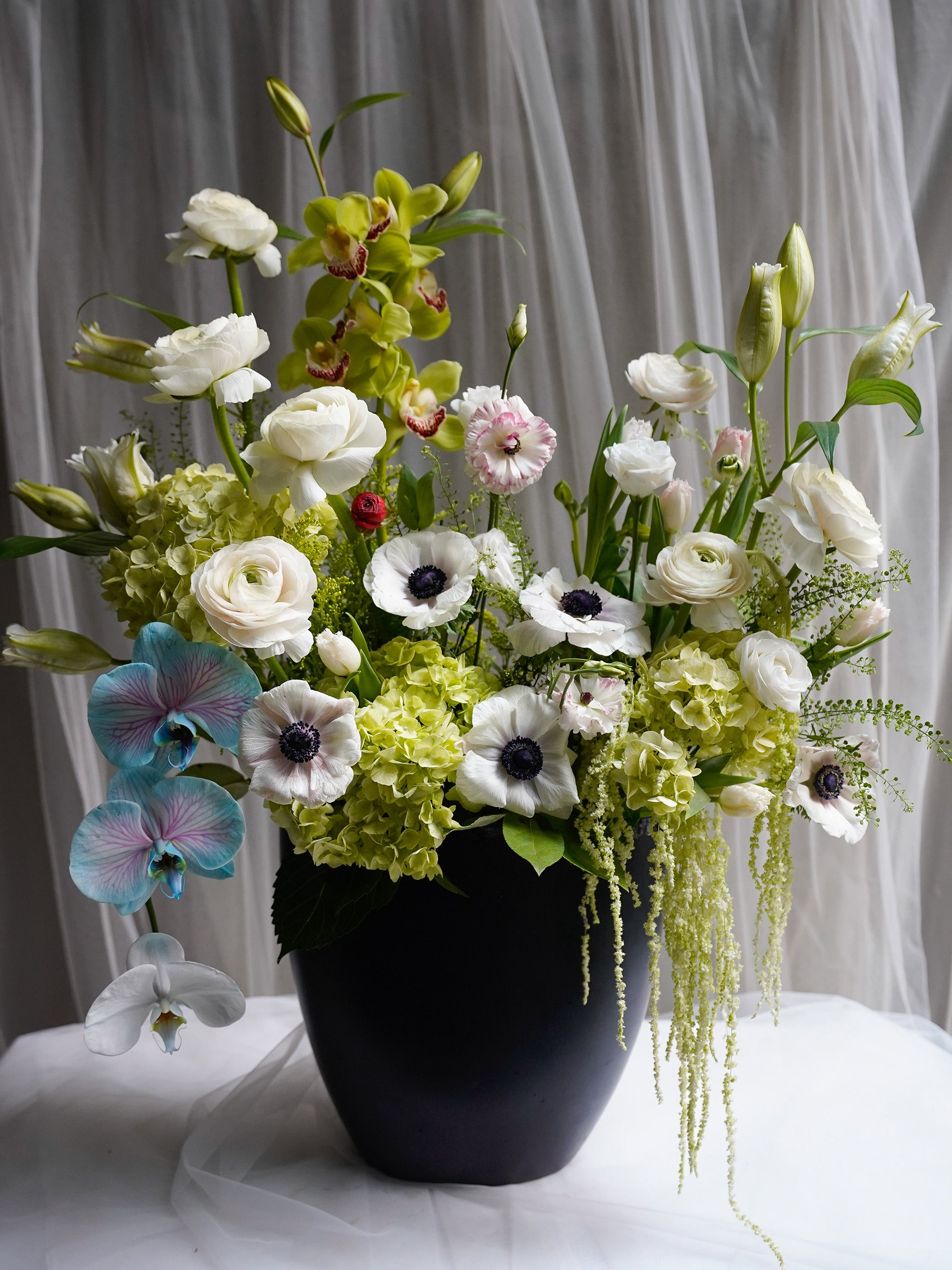 Ethereal Flow Centerpiece