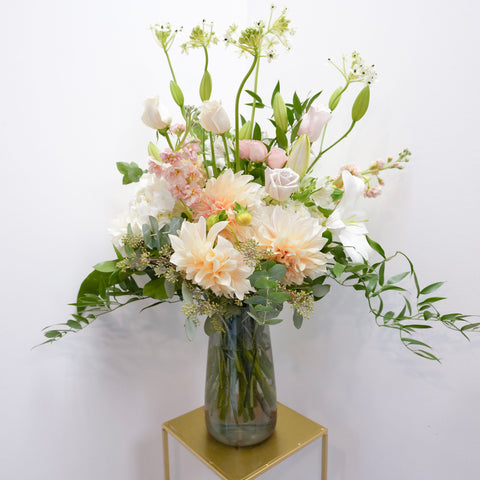 Love in Peach Centerpiece