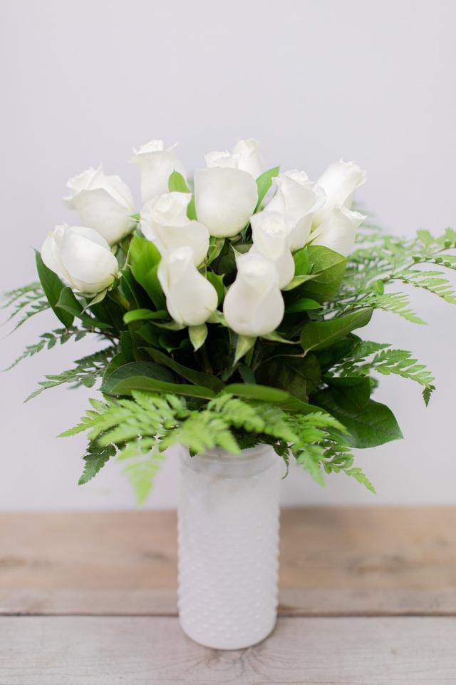 [VD] 12 White Roses