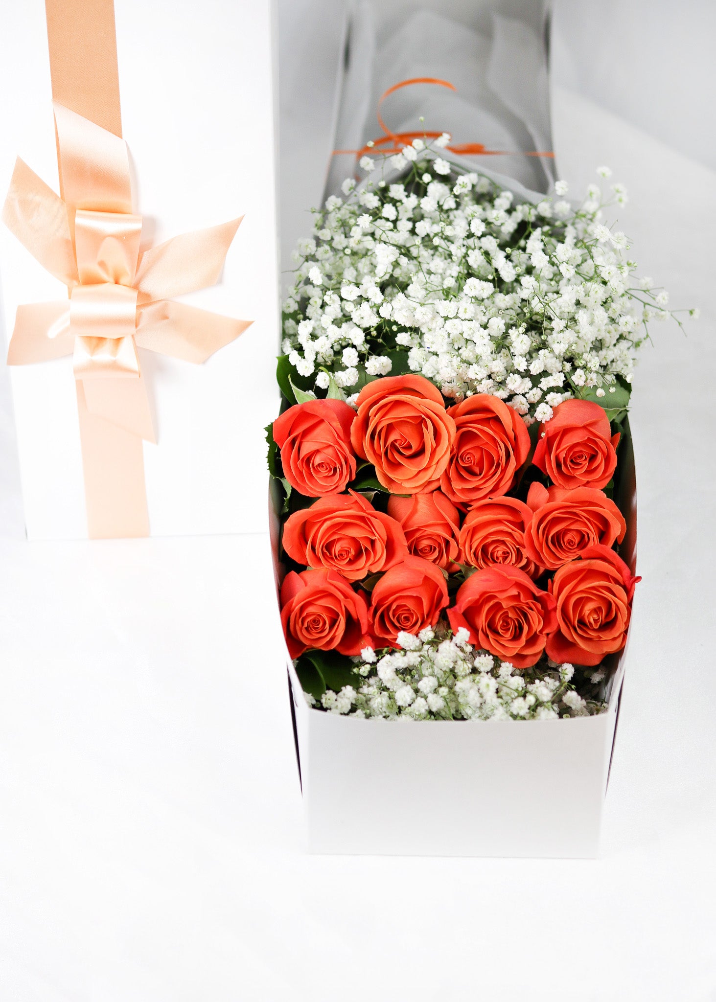[VD] 12 Orange Rose Box