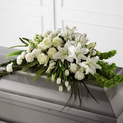 Splendid white Casket Spray